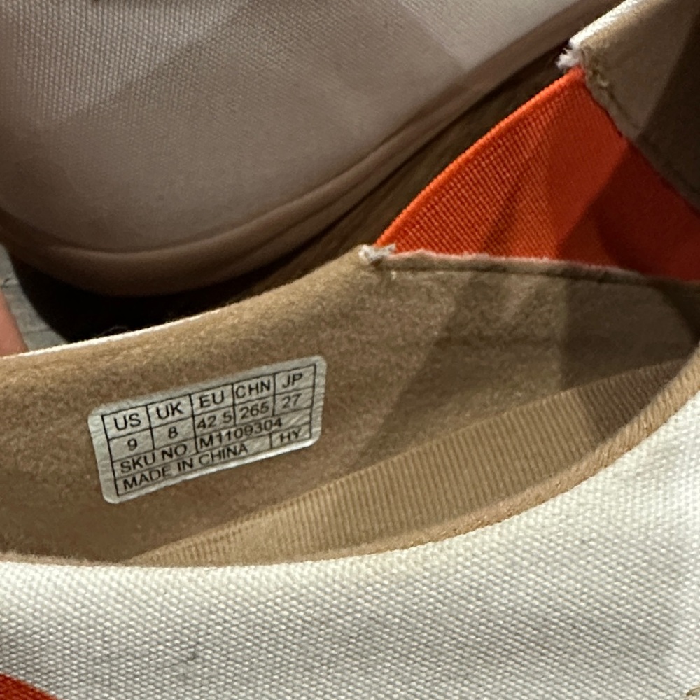 UIN White Slip-On Sneakers with Emoji Faces and Tan Trim - Picture 6 of 9